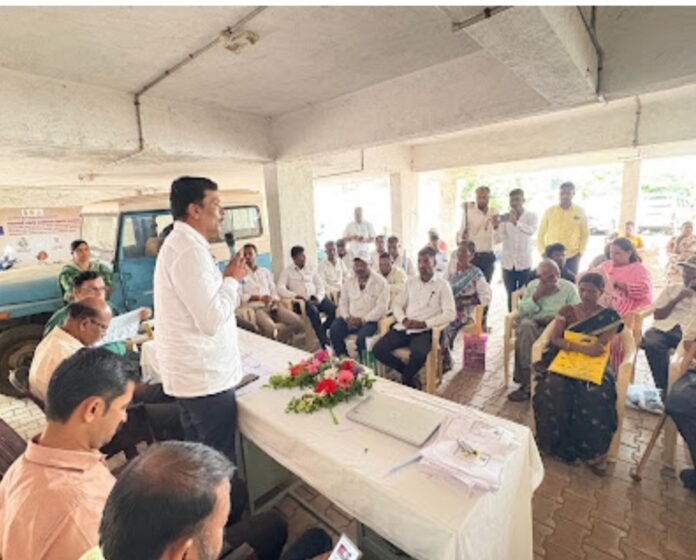 फलटण पंचायत समितीत दिव्यांगांसाठी कृत्रिम हातपाय बसविणे शिबिर यशस्वी; महागाईच्या पार्श्वभूमीवर अनुदानात १००० रुपयांची वाढ