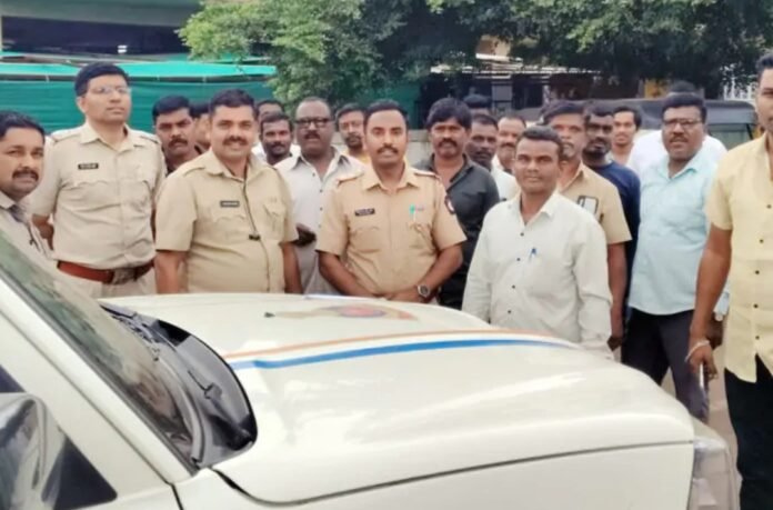 रिक्षा-टॅक्सी चालकांसाठी ‘धर्मवीर आनंद दिघे कल्याणकारी मंडळा’ची नोंदणी फलटण आरटीओत सुरू