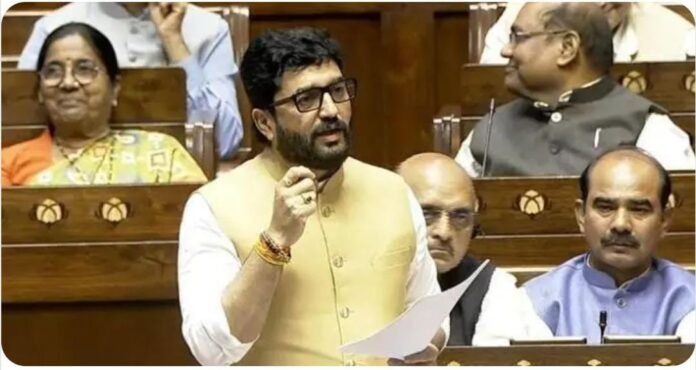 आर्थिक अडचणीत सापडलेल्या पिंकी पवार यांना मोठा दिलासा; केंद्रीय मंत्री मुरलीधर मोहोळ यांच्या मदतीने मिळाले ₹३.९० लाखांचे सहाय्य