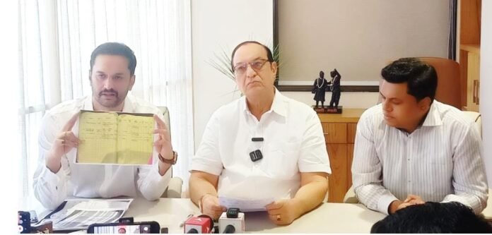 महिला डॉक्टर आत्महत्या प्रकरणात नवे वळण; हॉटेल मधुदीपचे प्रमुख दिलीपसिंह भोसले यांचा खुलासा