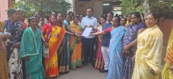फलटण तालुक्यातील आसू येथे जातीय हल्ला; आरोपीवर गुन्हा, तरीही आरोपीला अटक नाही ,पीडित कुटुंबाला पोलिस संरक्षणाची मागणी