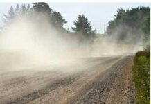 फलटण नगरपरिषदेत ‘आंधळं दळतंय…’ कारभार; प्रभाग १० मधील रस्ते रखडले, खानविलकरांचा थेट मुख्याधिकाऱ्यांना इशारा