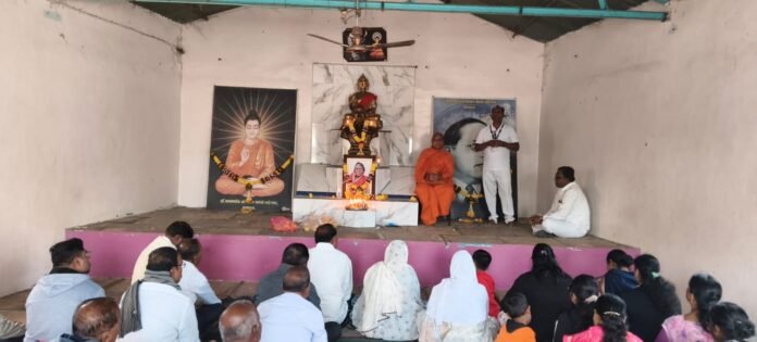 अनिष्ट परंपरांना फाटा देत धम्मविचाराने कालकथित जायबाई धोंडीबा घोरपडे यांचा अस्थी संकलन व पुण्यानुमोदन विधी संपन्न