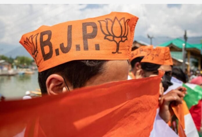 फलटण तालुक्यात भाजपमध्ये नाराजीचा भडका; निष्ठावंतांना डावलल्याचा आरोप, निवडणुकीत मोठ्या उलथापालथीची शक्यता