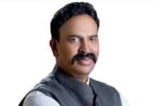 अजितदादा पवार यांच्या निधनाच्या पार्श्वभूमीवर रणजितसिंह नाईक निंबाळकर यांचा वाढदिवस साजरा न करण्याचा निर्णय