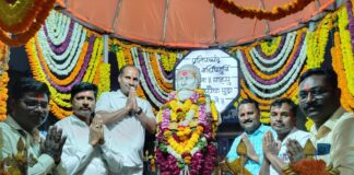 भारतीय बौद्ध महासभा फलटण तालुका शाखेकडून छत्रपती शिवाजी महाराजांना अभिवादन