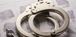 फलटणमध्ये समज दिल्याचा राग; दोन भावांवर जीवघेणा हल्ला, दोन आरोपींना पोलीस कोठडी