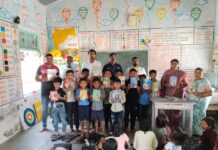 वाचन वेड’उपक्रमांतर्गत माण व फलटण तालुक्यातील विविध जिल्हा परिषद शाळांना ग्रंथालयाचे पुस्तकांचे वितरण