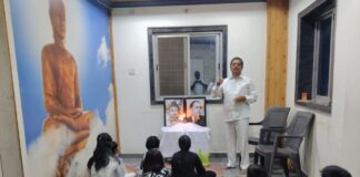 धम्ममित्र बालसंस्कार वर्गात काळाराम मंदिर सत्याग्रह दिनानिमित्त सतिश कांबळे यांचे मार्गदर्शन