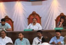 फलटण नगरपरिषदेची सर्वसाधारण सभा: ४६ ठरावांना मंजुरी; इमारतींना महापुरुषांची नावे देण्याचा निर्णय गाजला