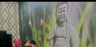 जपानमध्ये सहलीदरम्यान धम्म उपासिका कालकथित विशाखाताई थोरात यांचे हृदयविकाराने अकस्मात निधन; आंबेडकरी चळवळीत शोककळा