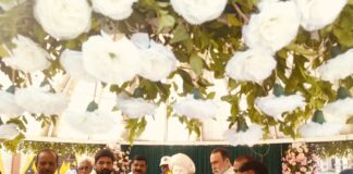 फलटणमध्ये महात्मा फुले जयंतीनिमित्त नागरिकांसाठी पिण्याच्या पाण्याची व अल्पोपहाराची व्यवस्था