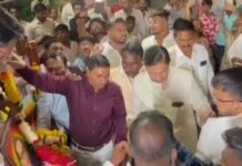 फलटणमध्ये भीमजयंतीचा जल्लोष; रामराजे नाईक निंबाळकर यांचे अभिवादन