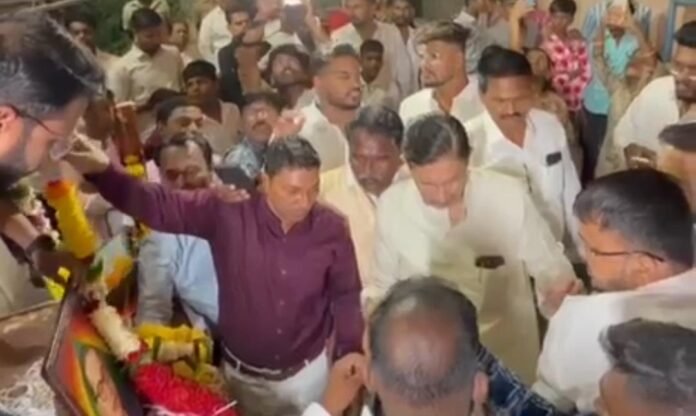 फलटणमध्ये भीमजयंतीचा जल्लोष; रामराजे नाईक निंबाळकर यांचे अभिवादन