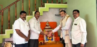 फलटणमध्ये डॉ. बाबासाहेब आंबेडकर जयंतीनिमित्त स्नेहभोजन व अभिवादन कार्यक्रम उत्साहात