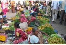 फलटणमध्ये शिवजयंतीनिमित्त भव्य मिरवणूक; आठवडी बाजाराचे ठिकाण बदलले