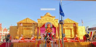 फलटणमध्ये बुद्ध जयंती महोत्सव जल्लोषात; मध्यरात्री अभिवादनापासून भव्य मिरवणुकीपर्यंत उत्साहाचा महासागर