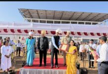 फलटणच्या वैशालीताई चोरमले यांना जिल्हास्तरीय अहिल्यादेवी होळकर पुरस्काराने सन्मान