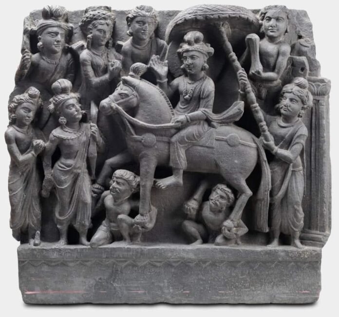 पितळखोरा ते गांधार : बुद्धप्रतिमेच्या उत्क्रांतीचा अद्भुत प्रवास