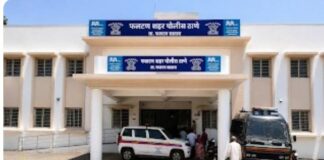 फलटणमध्ये छत्रपती संभाजी महाराजांच्या पोस्टवरून वाद; धमकी व मारहाणीप्रकरणी गुन्हा दाखल