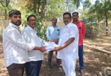 प्रभाग क्र. १० मधील वादळग्रस्त नागरिकांना मदत मिळवून देण्यासाठी नगरसेविका मनिषा तिकोटे यांची पुढाकार