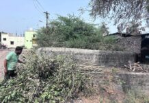 भक्त निवास परिसरातील सार्वजनिक विहिरीला संरक्षण; लोखंडी जाळी बसवून स्वच्छता मोहीम पूर्ण