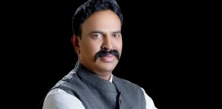 श्रीराम कारखान्याच्या खाजगीकरणाला विरोध; सहकारी तत्त्वावर चालवण्यासाठी आम्ही सहकार्याला तयार – रणजितसिंह नाईक निंबाळकर