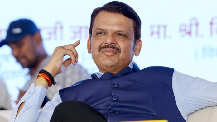 अॅट्रॉसिटी प्रकरणांतील दोषसिद्धी वाढवा; जलदगती न्यायालयांनाही गती द्या – मुख्यमंत्री देवेंद्र फडणवीस