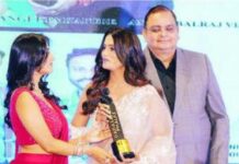 फलटणच्या काजल भोईटे यांना ‘सर्वोत्कृष्ट मॉडेल’ दादासाहेब फाळके पुरस्कार २०२६; राष्ट्रीय-आंतरराष्ट्रीय यशाचा गौरव