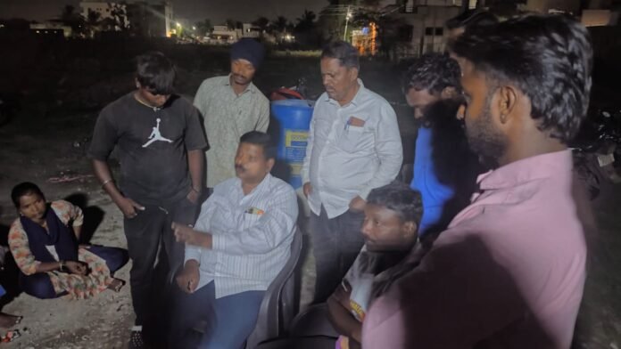 खामगाव दुर्घटनेनंतर नगरसेवक विकास काकडे यांची शिंदे कुटुंबीयांची सांत्वनपर भेट; शासन दरबारी पाठपुराव्याचे आश्वासन