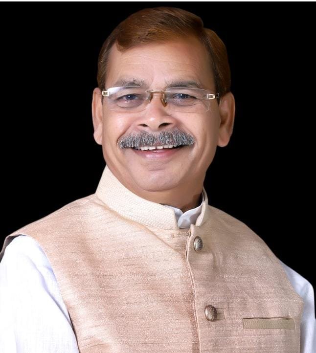प्रा. रमेश तुकाराम आढाव : संघर्षातून घडलेला झुंजार पत्रकार आणि समाजप्रबोधनाचा दीपस्तंभ