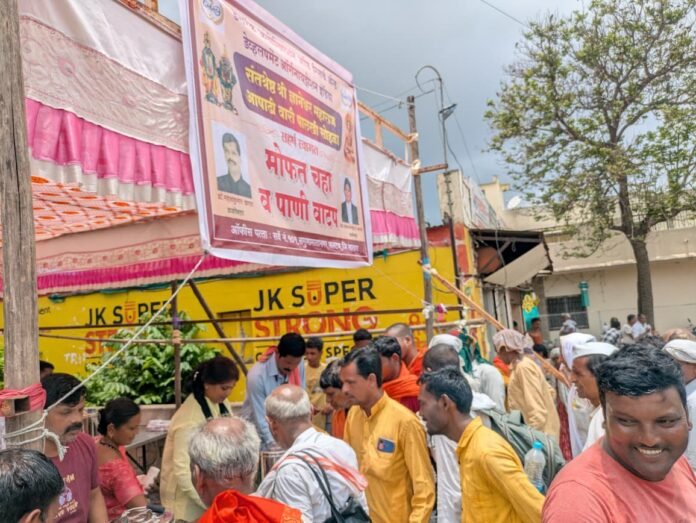 डराडो एनजीओतर्फे संत ज्ञानेश्वर महाराज पालखी सोहळ्यात वारकरी माऊलींसाठी चहा, बिस्कीट व पाणी वाटप