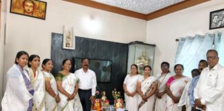 आषाढ पौर्णिमेनिमित्त वर्षावासाचा उत्साहात प्रारंभआषाढ पौर्णिमेचे महत्त्व विशद करत वर्षावास आरंभी वाढदिवस साजरा
