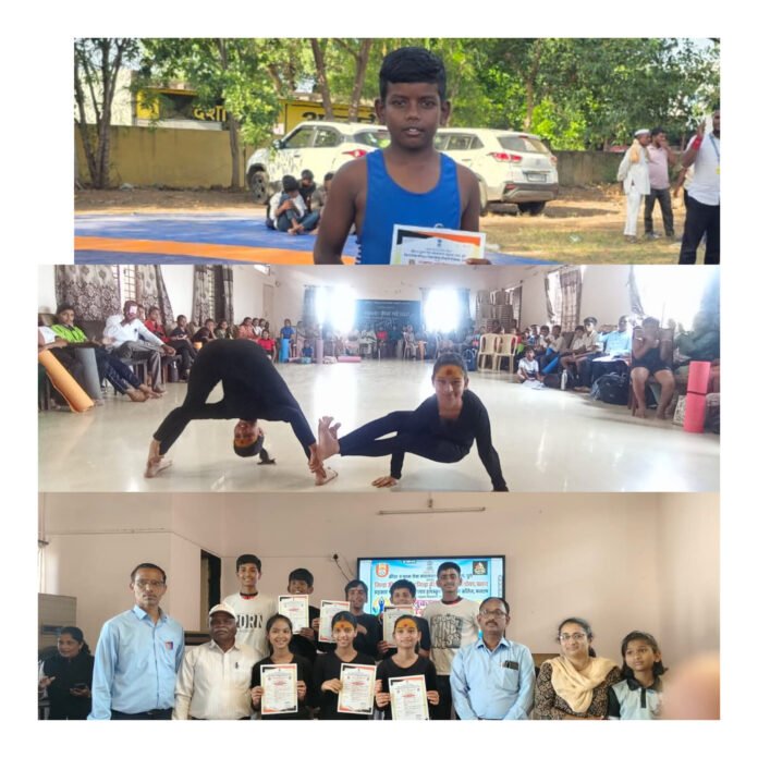 योगासन व कुस्ती स्पर्धेत कमला निंबकर बालभवनच्या विद्यार्थ्यांचे घवघवीत यश