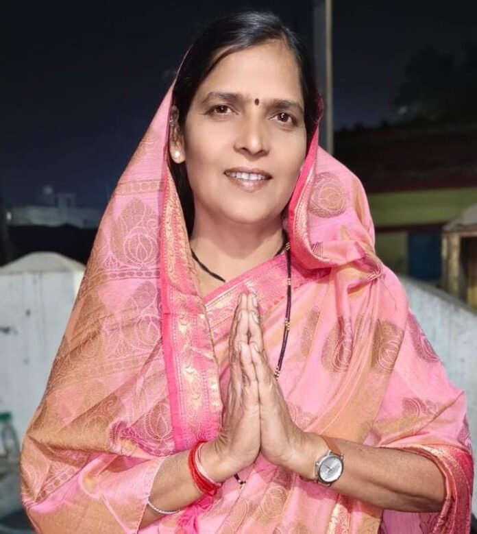 दुष्काळी परिस्थितीत वृक्षसंवर्धनासाठी सरकारी कंत्राटदार,नागरिक सामाजिक संस्थांनी पुढाकार घ्यावा