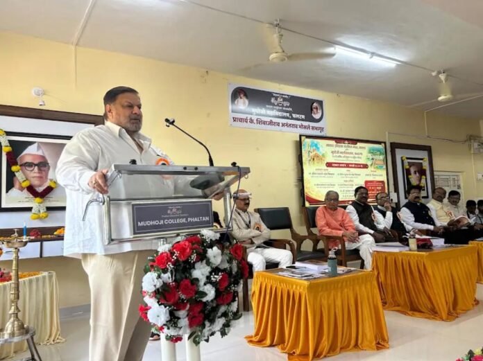 इतिहास संशोधनात चिकित्सक दृष्टिकोन महत्त्वाचा; सत्य पुराव्यांच्या आधारेच इतिहासाची पुनर्मांडणी व्हावी!