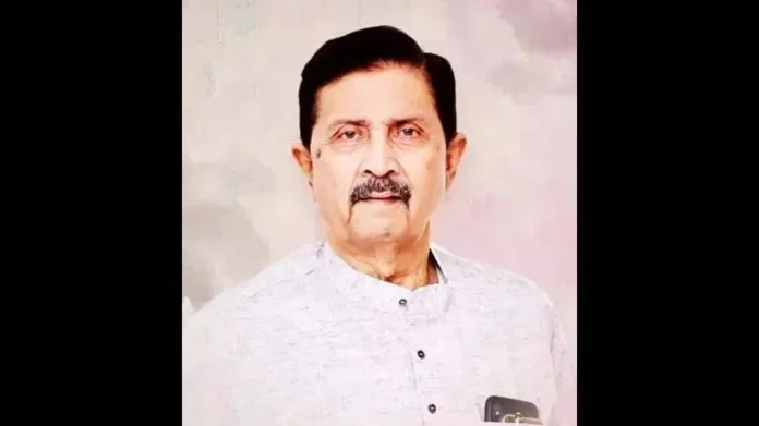 फलटणमध्ये माळजाई देवीच्या साक्षीने विजयादशमी उत्सवाचा पारंपरिक सोहळा; राजघराण्याच्या हस्ते देवीपूजन